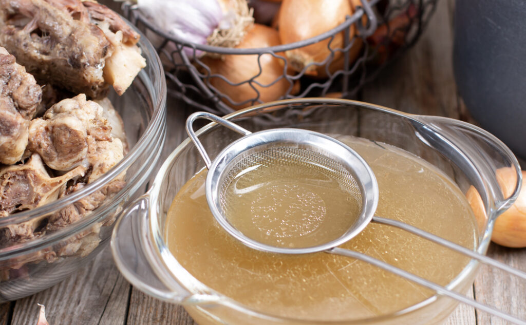 The Healing Benefits of Bone Broth