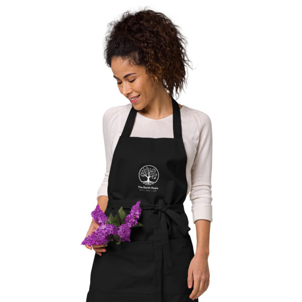 organic cotton apron black front 2 655c2bf16f262